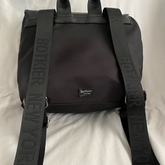 Small backpack - Picture 2 of 6